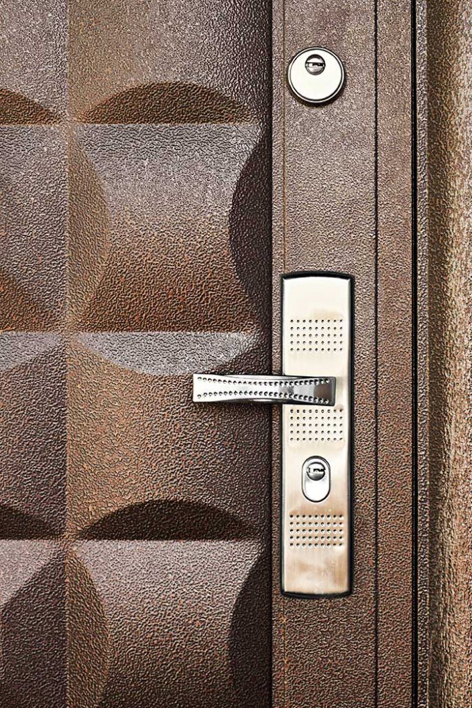 High security door lock